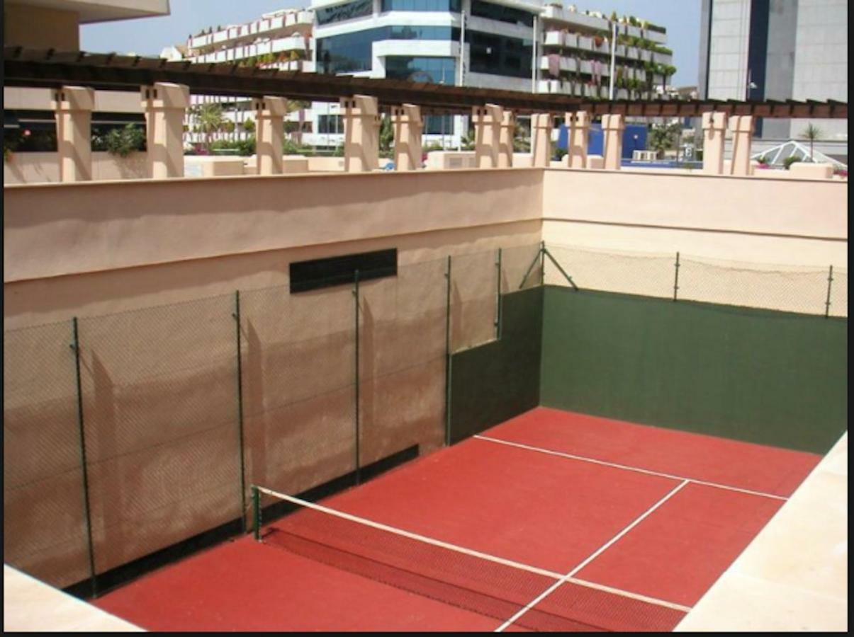 Center Puerto Banus -3 Bedrooms มาร์เบยา ภายนอก รูปภาพ