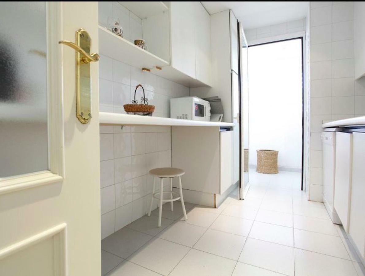 Center Puerto Banus -3 Bedrooms มาร์เบยา ภายนอก รูปภาพ